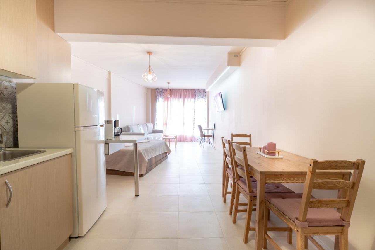 Monastiraki Metro Station Studio For 4 Persons Athen Exterior foto
